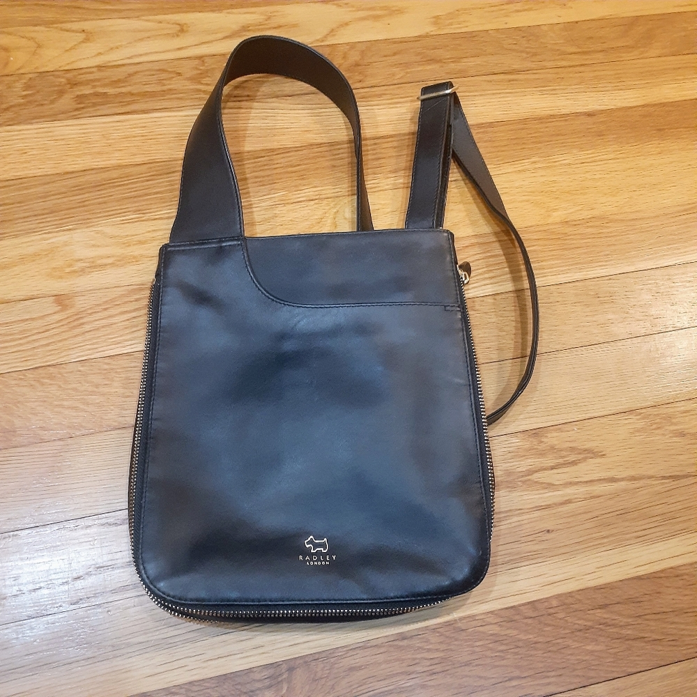 Radley London Zip Around OS Black Med Radley London